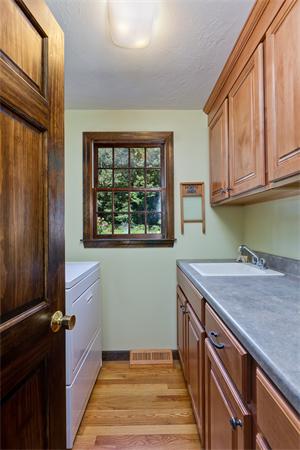 36 Priscilla Road Hopkinton, MA 01748 - Photo 13 of 29 Gallery Image 13