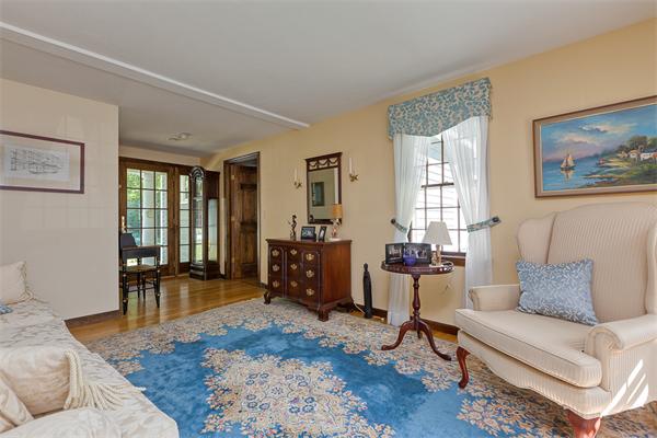 36 Priscilla Road Hopkinton, MA 01748 - Photo 8 of 29 Gallery Image 8