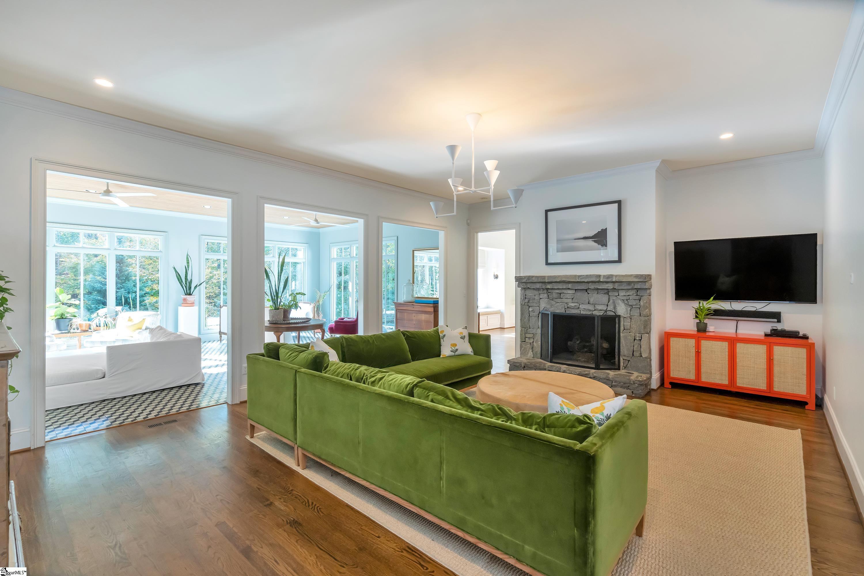 120 Jervey Road Greenville, SC 29609 - Photo 12 of 36