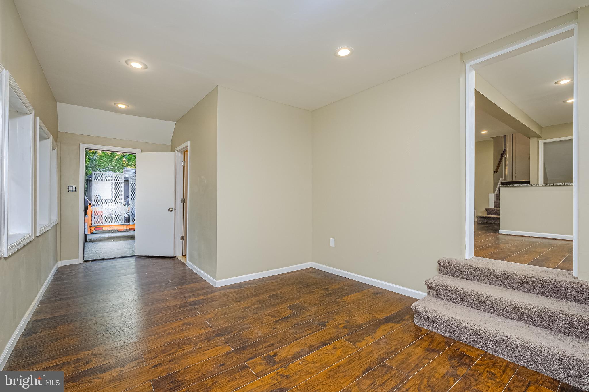 5813 Danbury Road Springfield, VA 22150 - Photo 22 of 31