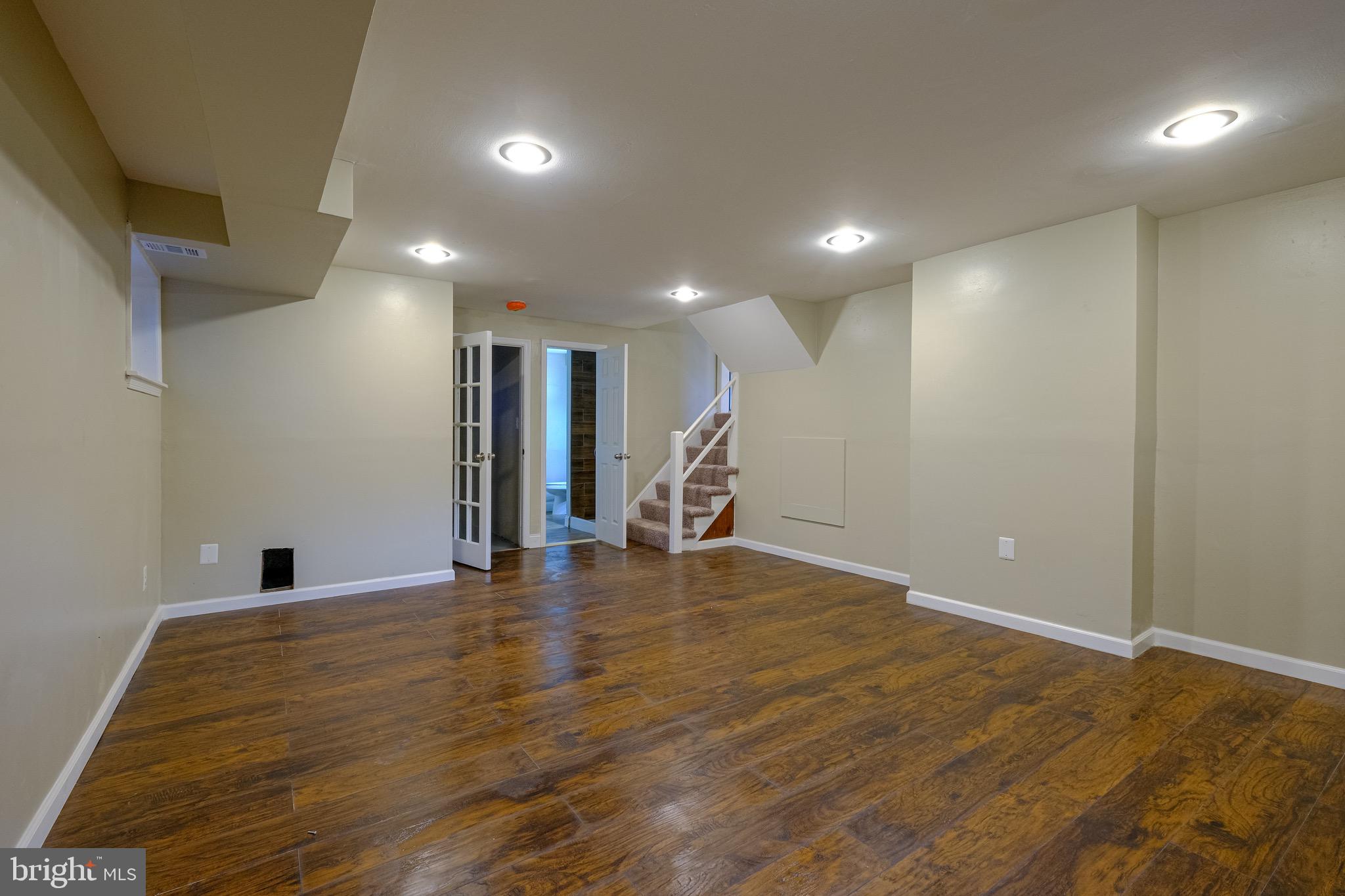 5813 Danbury Road Springfield, VA 22150 - Photo 25 of 31