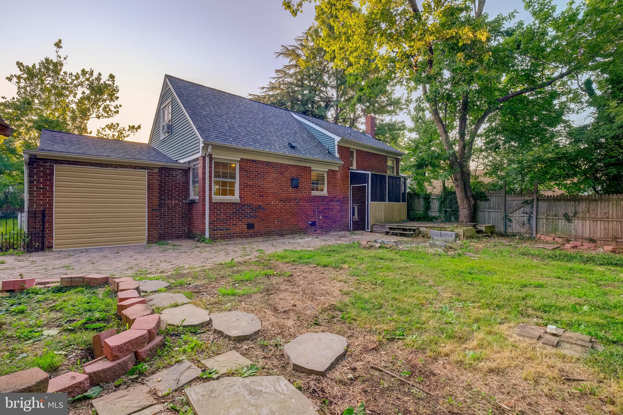 5813 Danbury Road Springfield, VA 22150 - Photo 28 of 31