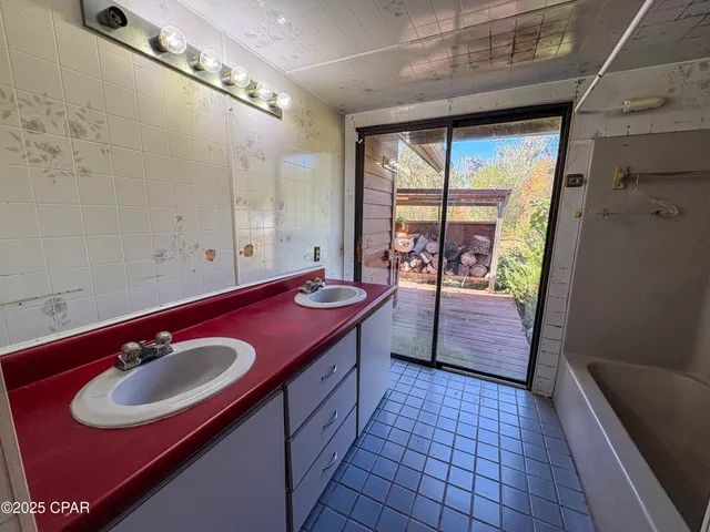 $365,000 | 20814 Willow Bend Road, Altha, FL 32421