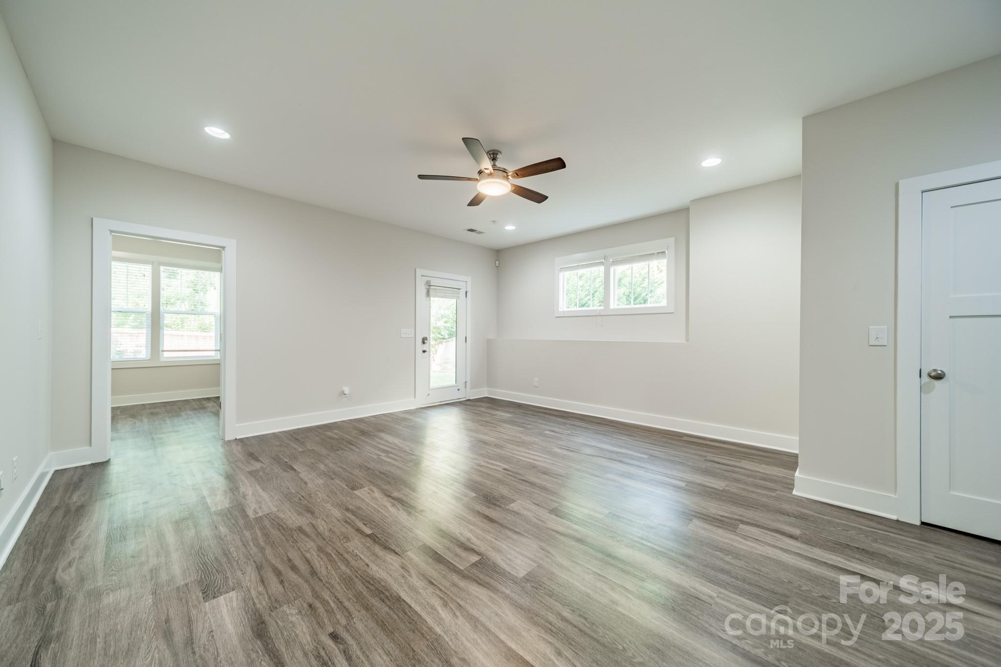 5230 Valley Stream Road Charlotte, NC 28209 - Photo 32 of 44 Gallery Image 32