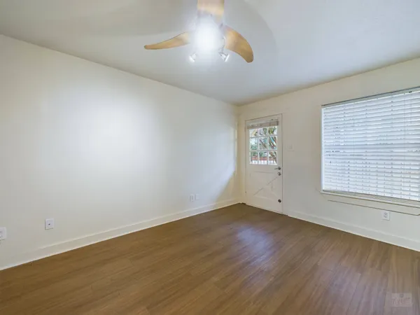 $1,075 | 3902 Peterson Avenue, Unit 106, Austin, TX 78756