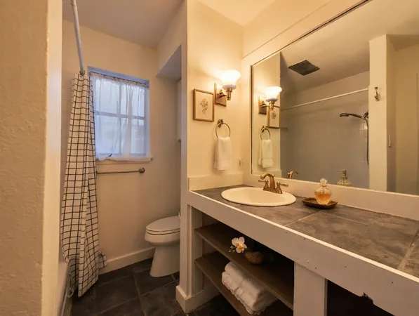 $1,075 | 3902 Peterson Avenue, Unit 106, Austin, TX 78756