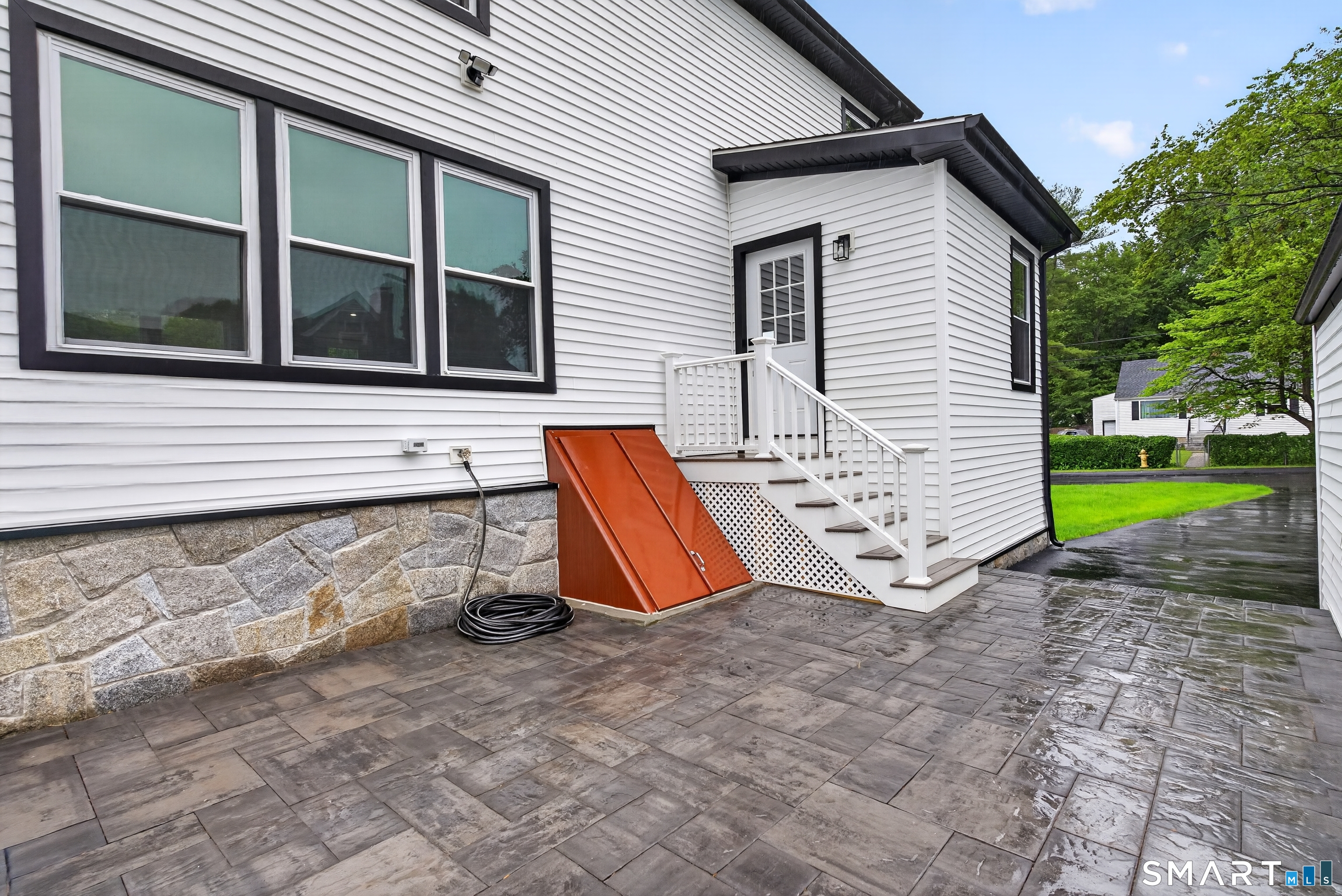 10 Cutrone Road Norwalk, CT 06850 - Photo 34 of 40