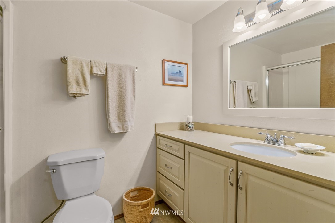 10822 Northeast 182nd Court Bothell, WA 98011 - Photo 20 of 40 Gallery Image 20