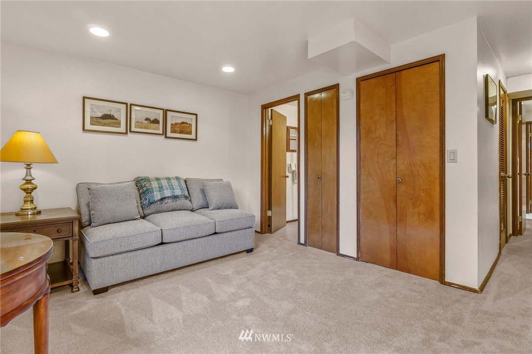 10822 Northeast 182nd Court Bothell, WA 98011 - Photo 25 of 40 Gallery Image 25