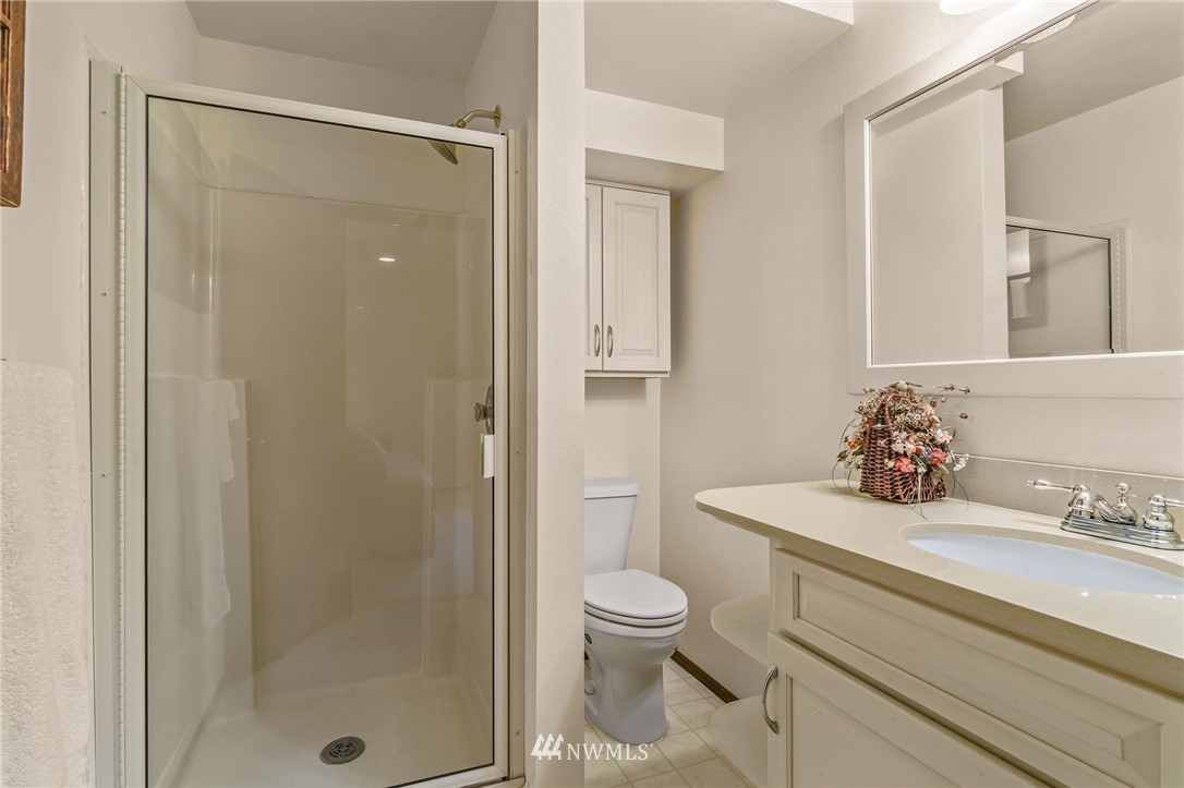 10822 Northeast 182nd Court Bothell, WA 98011 - Photo 26 of 40 Gallery Image 26
