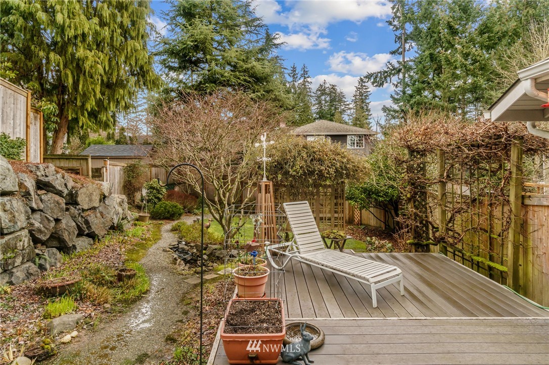 10822 Northeast 182nd Court Bothell, WA 98011 - Photo 28 of 40 Gallery Image 28