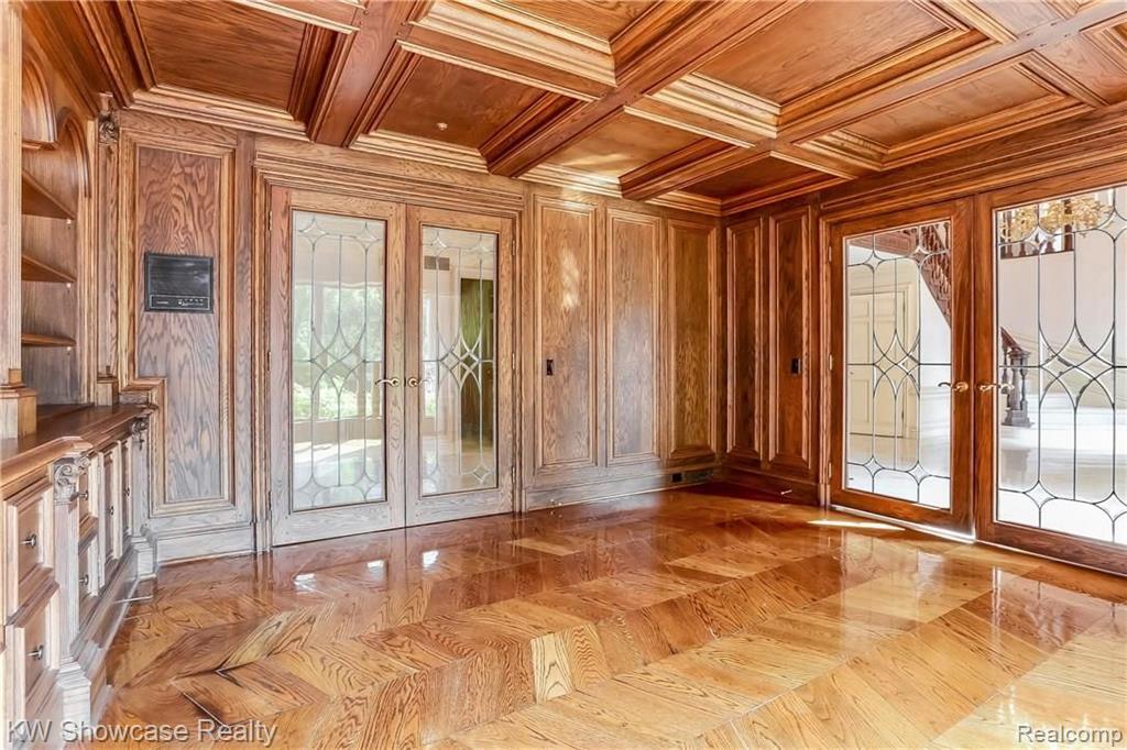 1900 East Valley Road Bloomfield Hills, MI 48304 - Photo 24 of 68