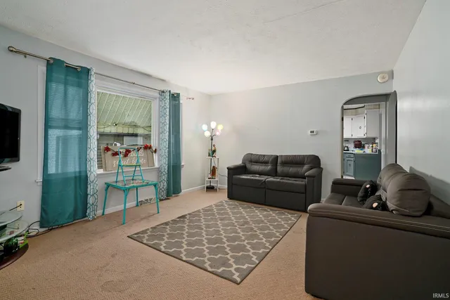 $228,000 | 23689 Greenwood Boulevard, Elkhart, IN 46516