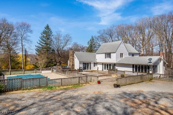 $799,000 | 8 Stonehedge Lane, Sparta, NJ 07871