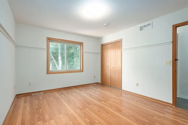 $399,999 | 300 Butternut Lane, Burnsville, MN 55306