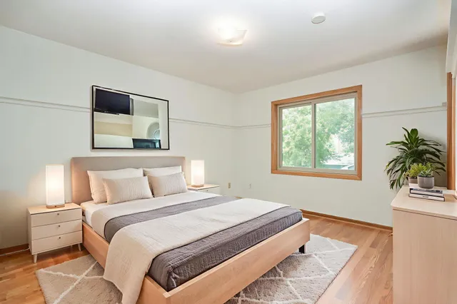 $399,999 | 300 Butternut Lane, Burnsville, MN 55306