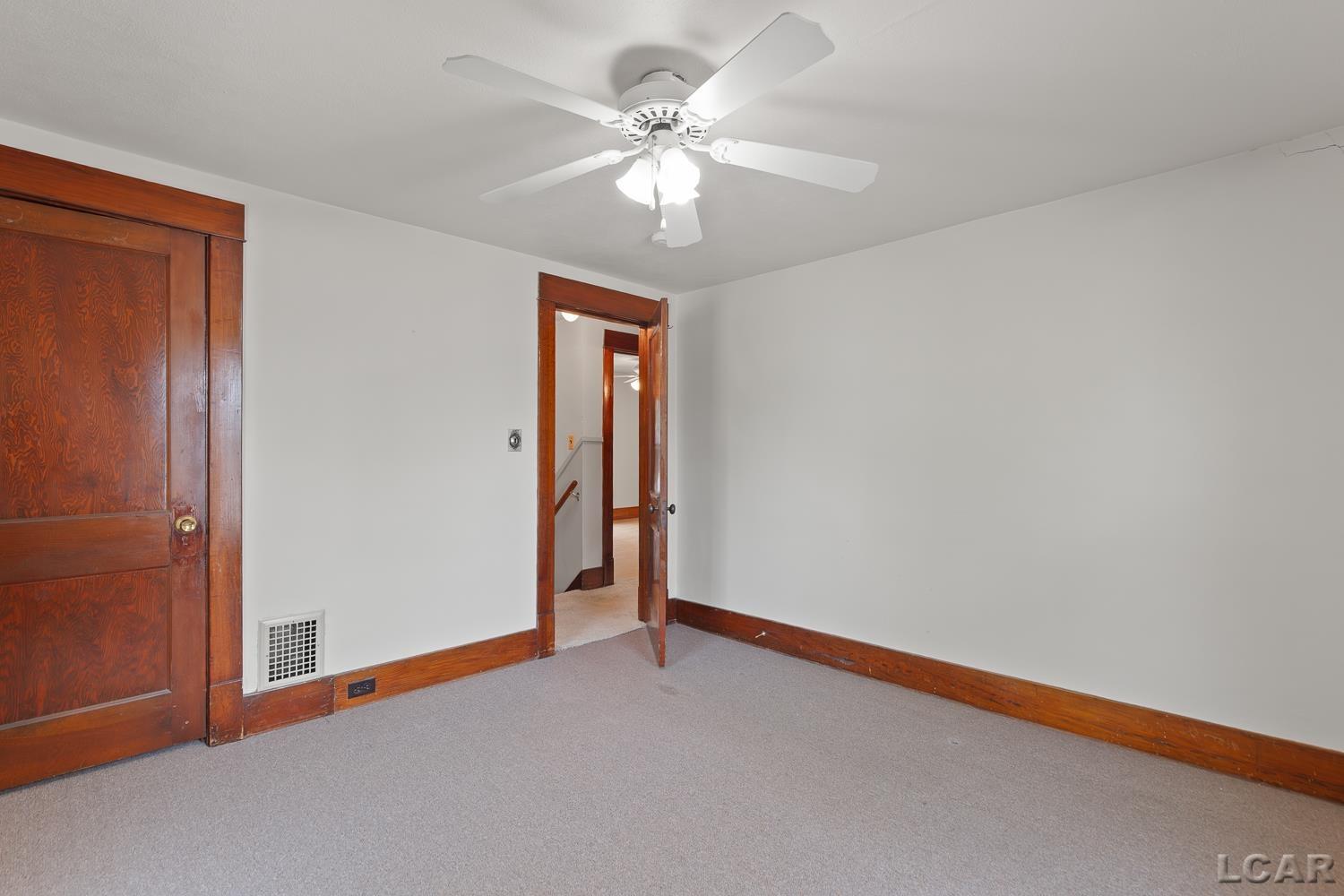 302 Croswell Street Adrian, MI 49221 - Photo 35 of 58