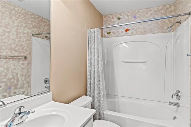 $265,000 | 400 Southlake Court, Lexington, NC 27295