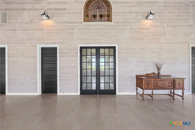 a view of outdoor space door and entryway