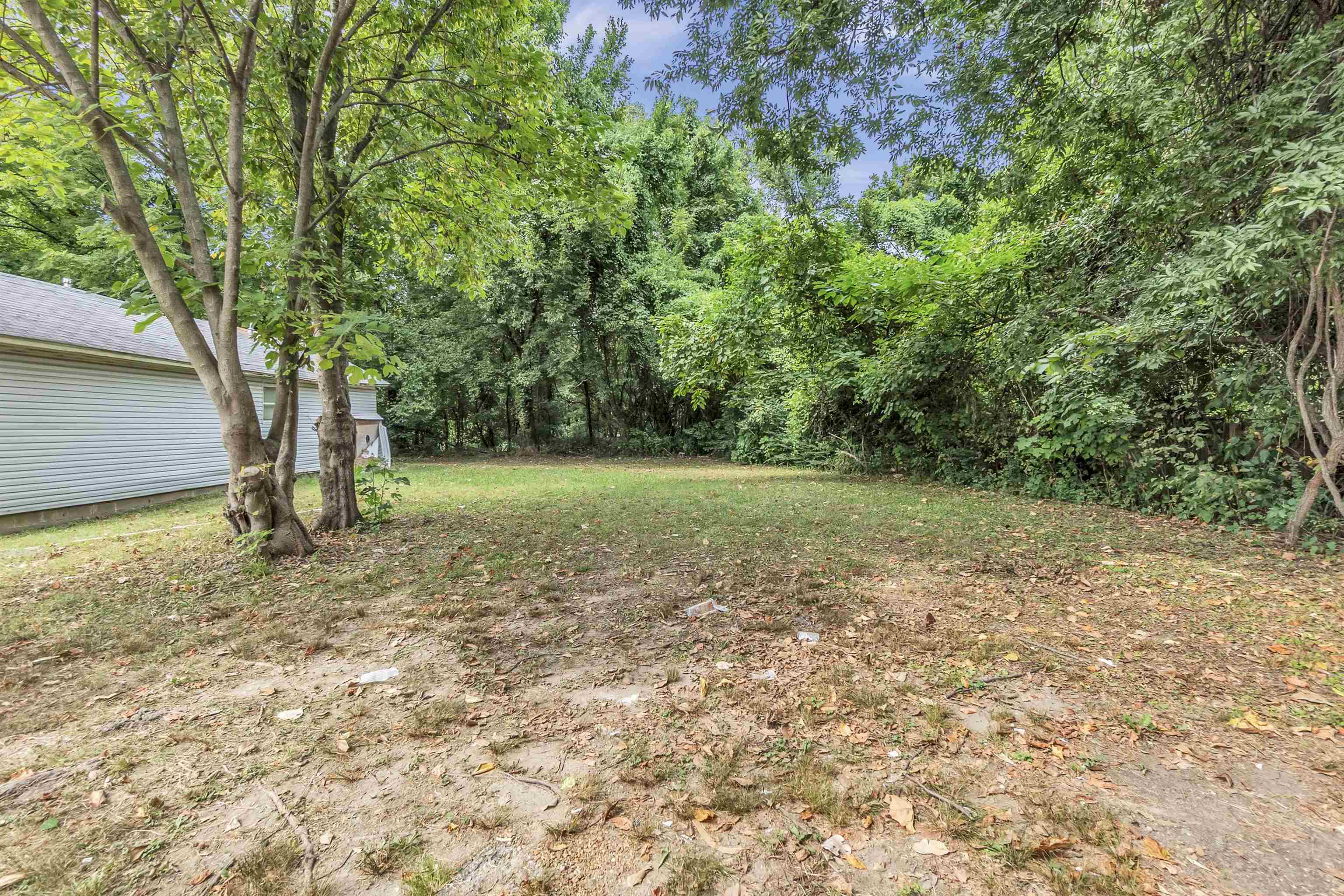 560 West Peebles Road Memphis, TN 38109 - Photo 17 of 18