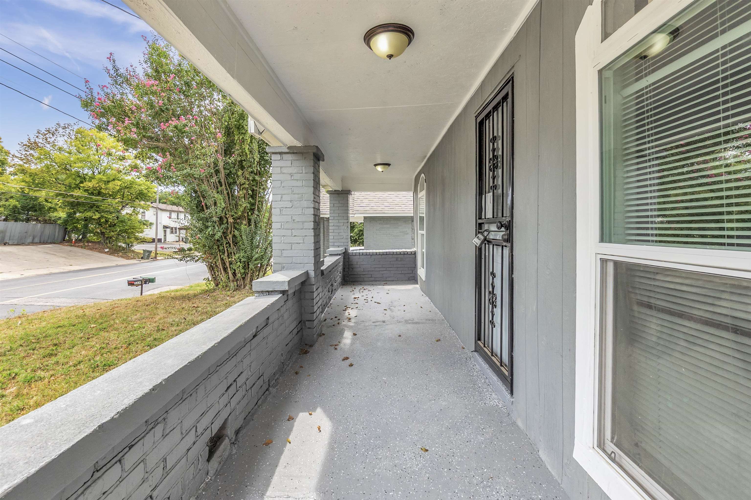 560 West Peebles Road Memphis, TN 38109 - Photo 3 of 18