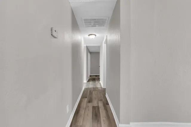 $139,900 | 560 West Peebles Road, Memphis, TN 38109