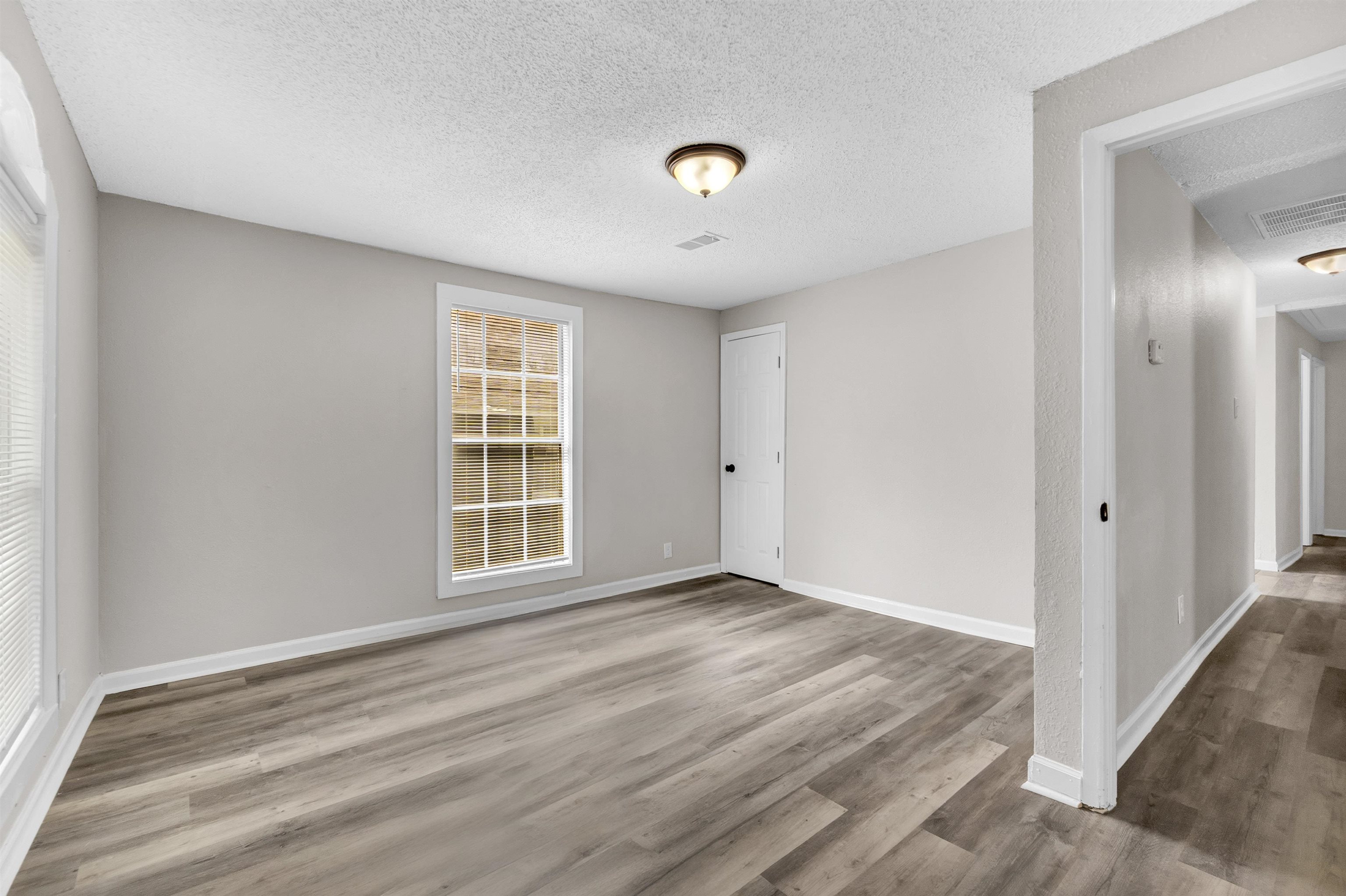 560 West Peebles Road Memphis, TN 38109 - Photo 9 of 18