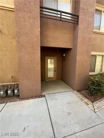 $2,200 | 673 Peachy Canyon Circle, Unit 103, Las Vegas, NV 89144