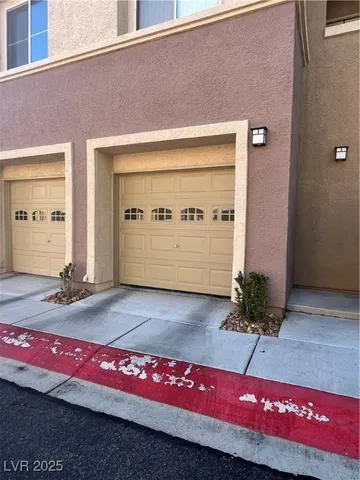 $2,200 | 673 Peachy Canyon Circle, Unit 103, Las Vegas, NV 89144