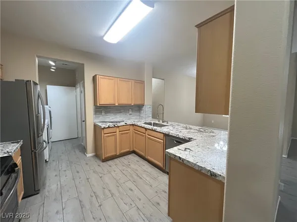$2,200 | 673 Peachy Canyon Circle, Unit 103, Las Vegas, NV 89144