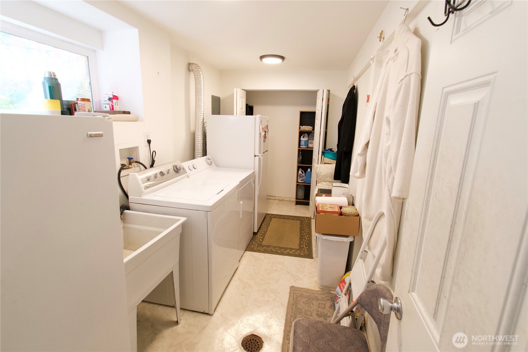 3216 20th Avenue South Seattle, WA 98144 - Photo 11 of 16 Gallery Image 11