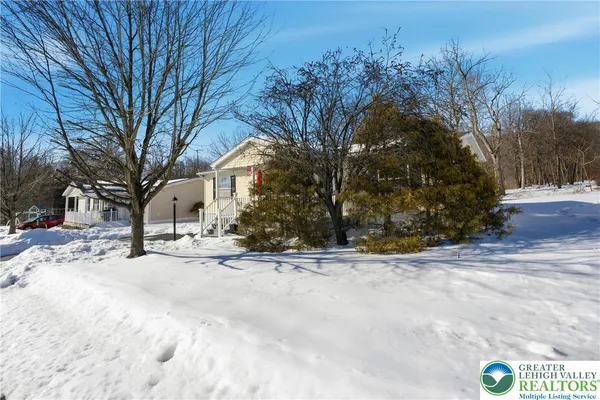 $109,900 | 4234 Independence Lane, Walnutport, PA 18088