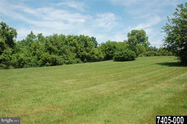 6775 York Road Spring Grove, PA 17362 - Photo 1 of 4