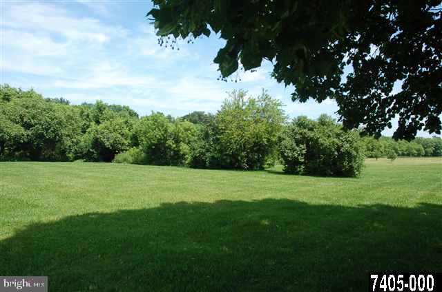 6775 York Road Spring Grove, PA 17362 - Photo 2 of 4