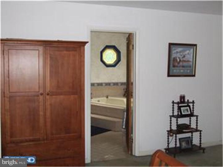 500 New Road Southampton, NJ 08088 - Photo 21 of 23 Master Bathroom