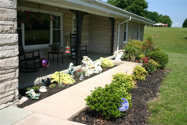 2040 Union Camp Road Lafayette, TN 37083 - Photo 4 of 13 Beautiful Landscaping