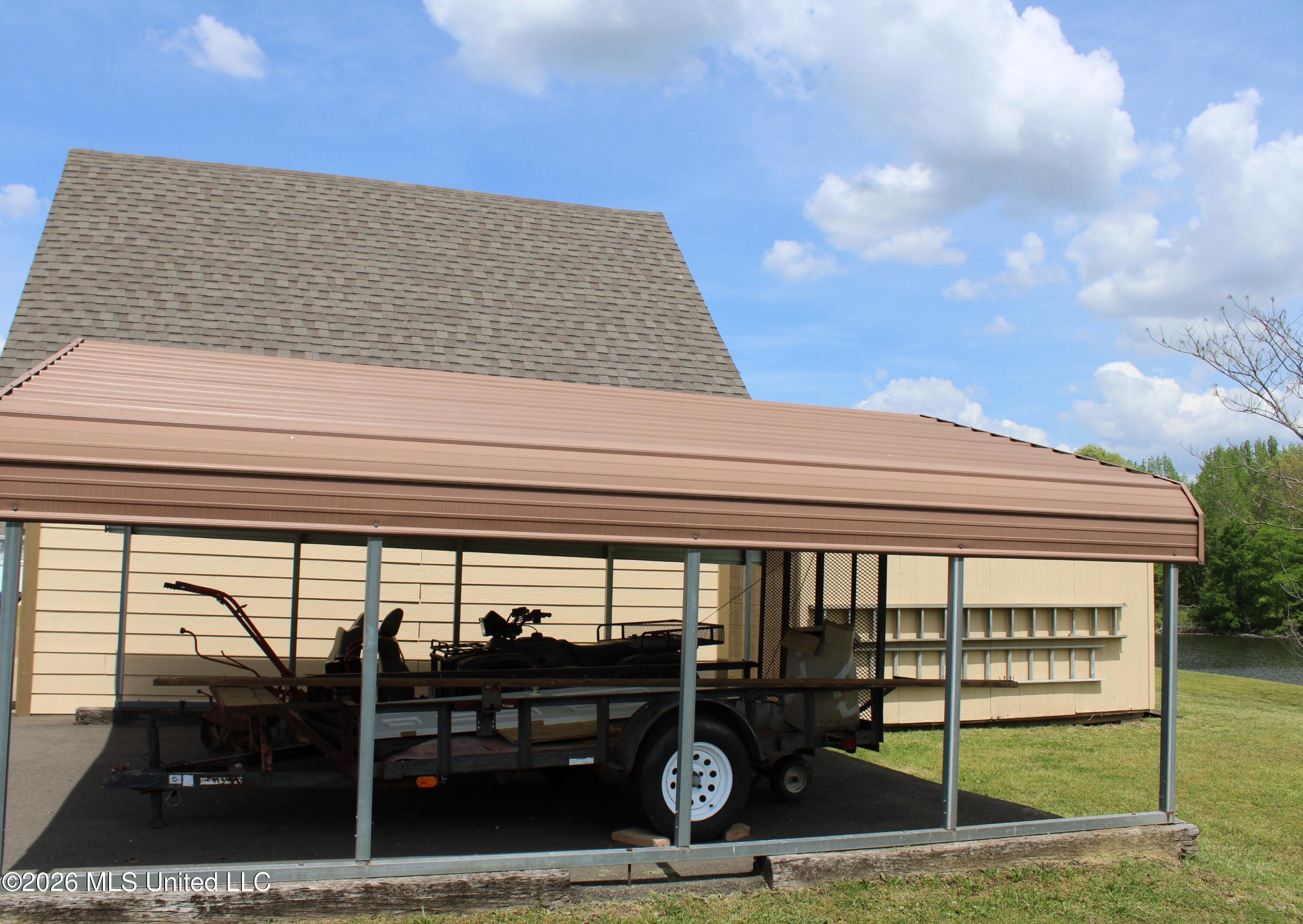411 Woodview Road Byhalia, MS 38611 - Photo 29 of 29 Covered Storage