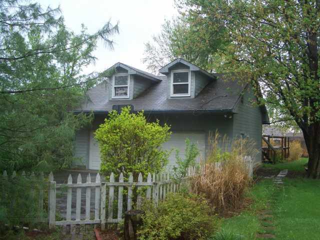 1712 Country Club Road Indianapolis, IN 46234 - Photo 2 of 11 Gallery Image 2