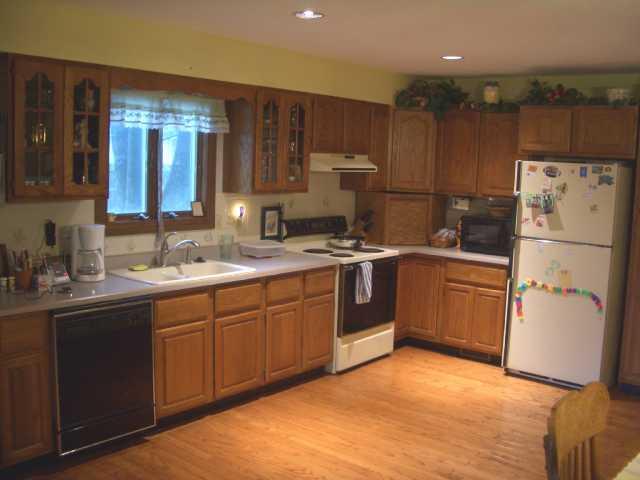 1712 Country Club Road Indianapolis, IN 46234 - Photo 4 of 11 Gallery Image 4