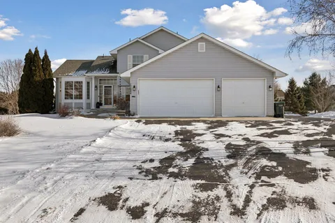 $525,000 | 17624 Foxboro Lane, Farmington, MN 55024