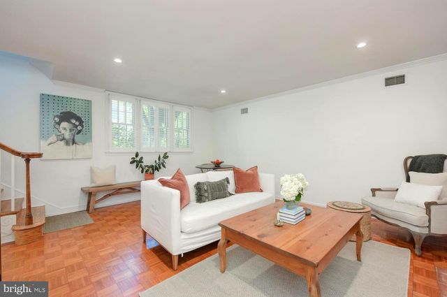 $495,000 | 406 1/2 North St Asaph Street, Alexandria, VA 22314