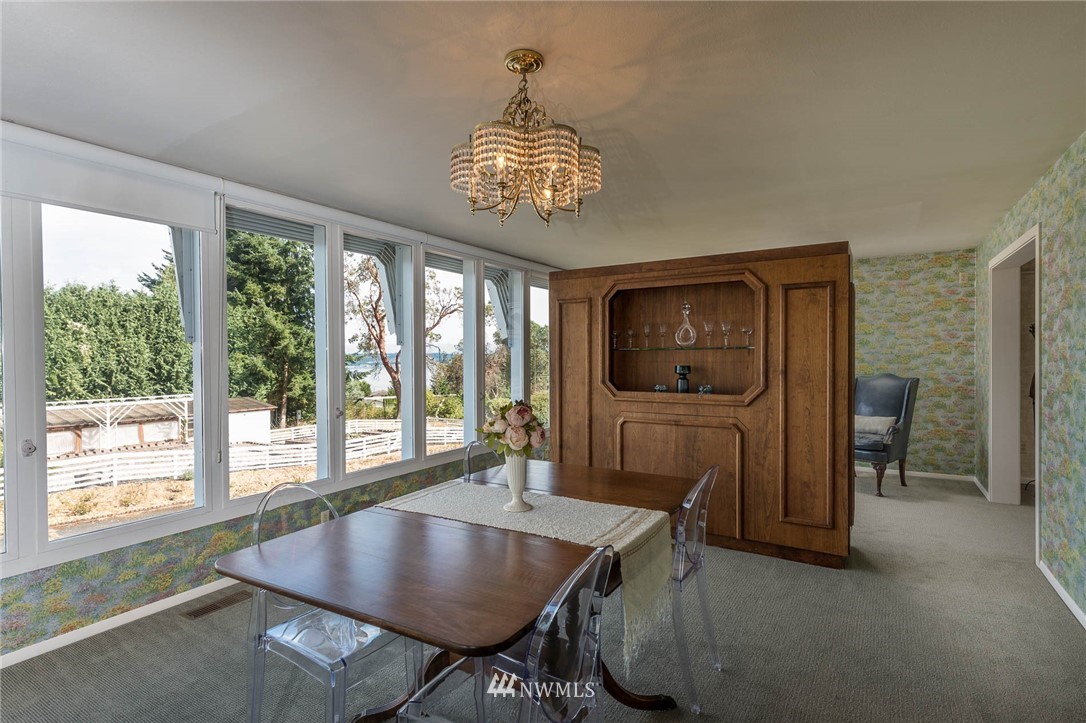 5031 Southwest Point Robinson Road Vashon, WA 98070 - Photo 13 of 25