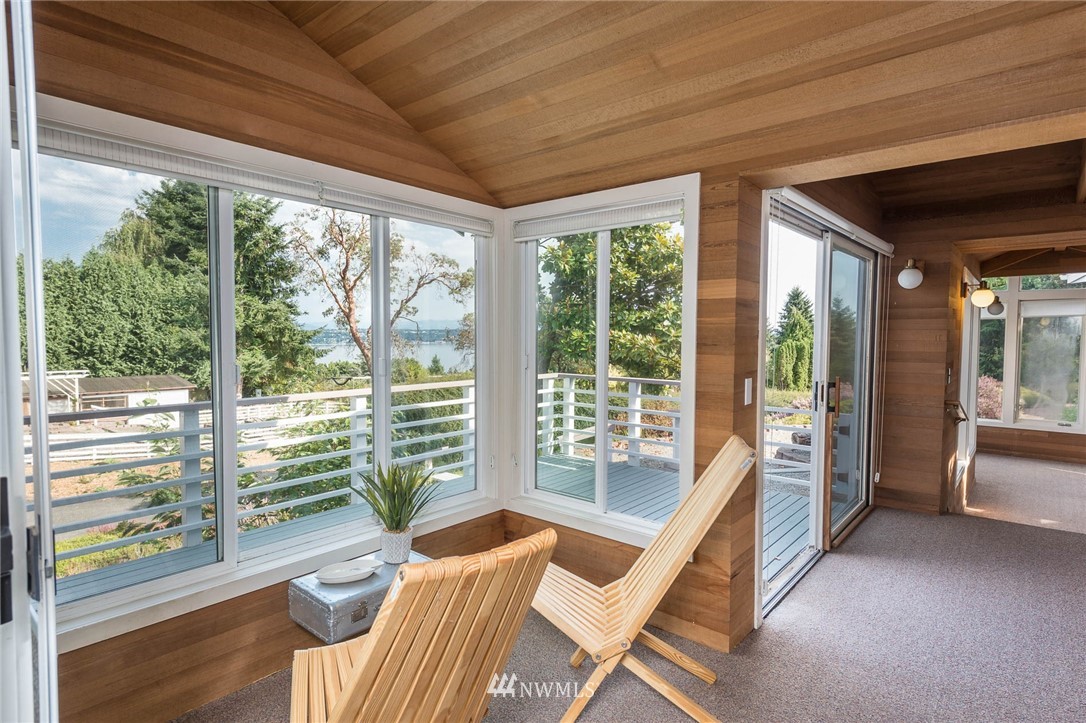 5031 Southwest Point Robinson Road Vashon, WA 98070 - Photo 21 of 25