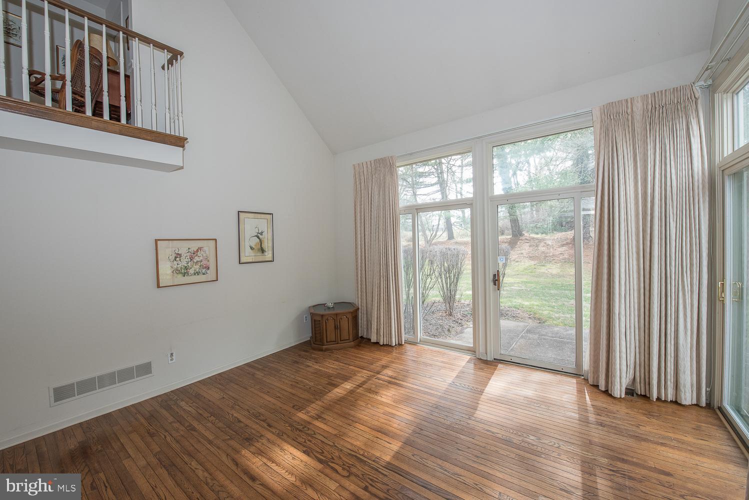 432 Waynesbrooke Road Berwyn, PA 19312 - Photo 3 of 16