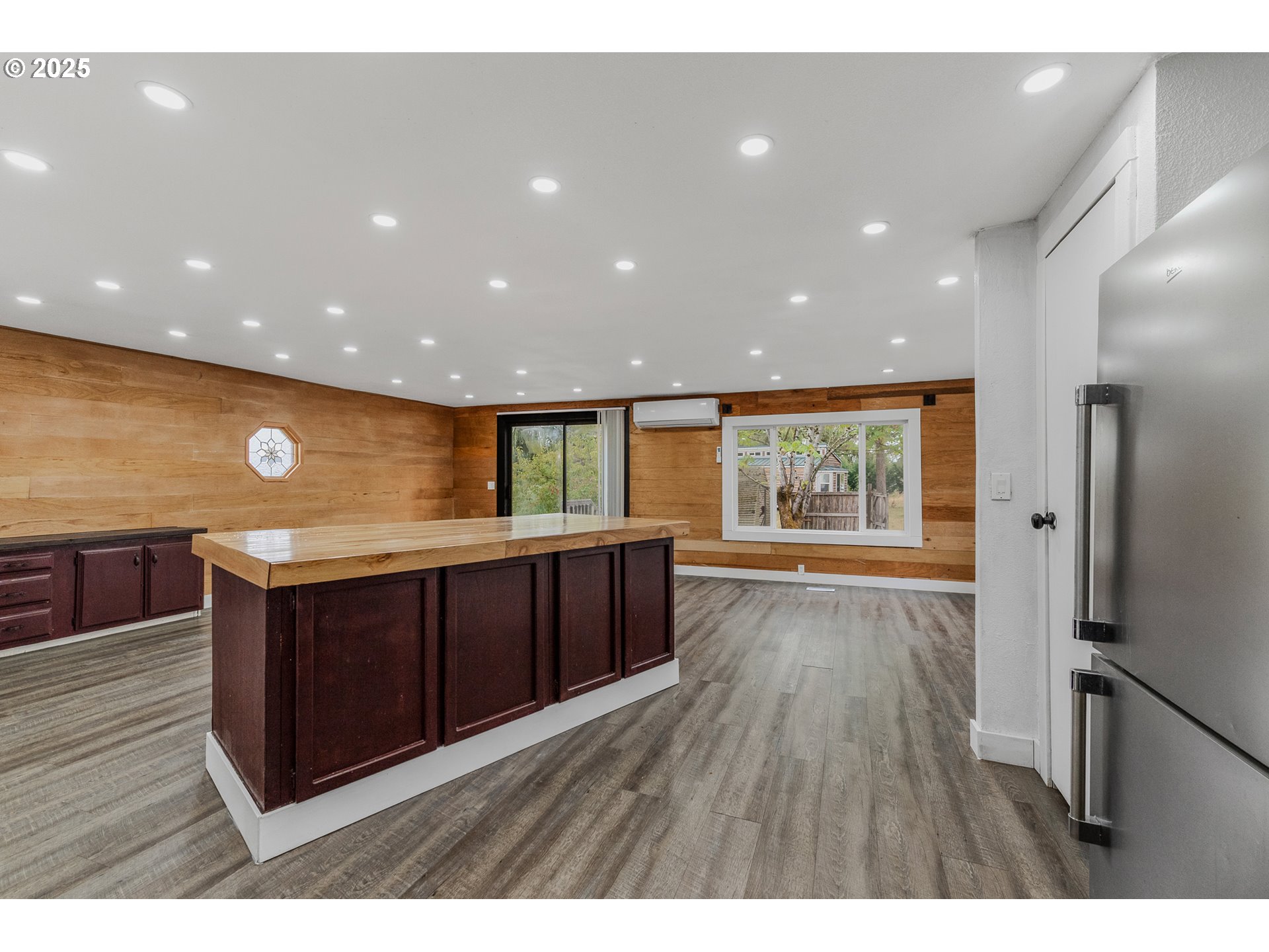 21617 Northeast 15th Avenue Ridgefield, WA 98642 - Photo 18 of 33 a kitchen with wooden floors