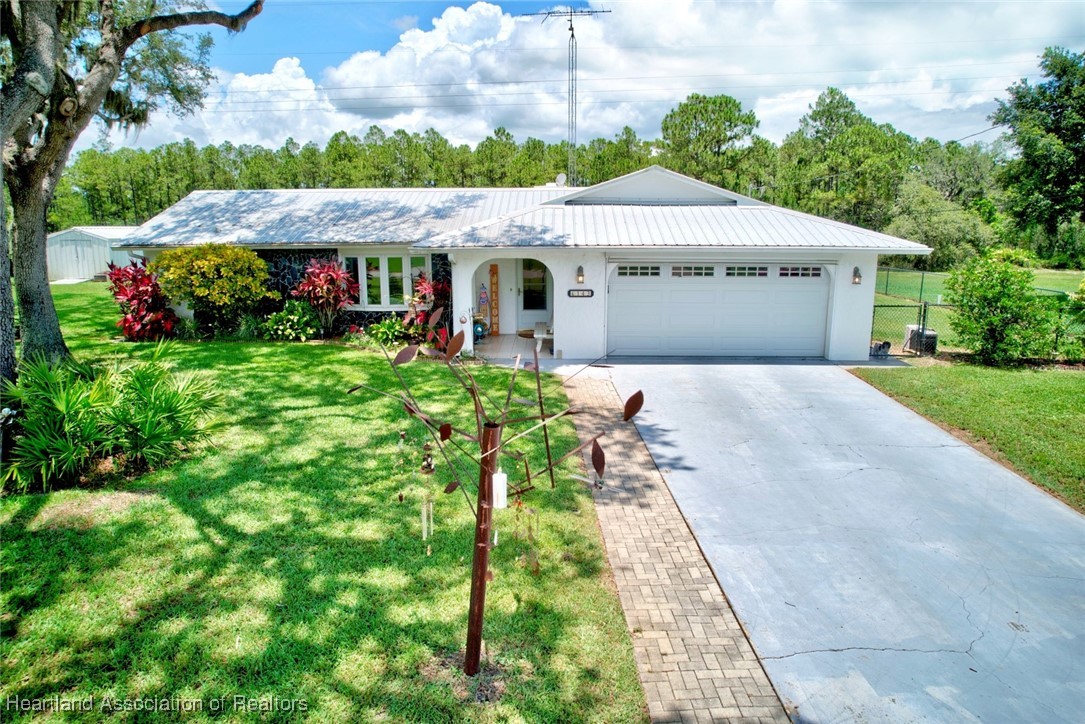 143 Tortoise Road Sebring, FL 33876 - Photo 1 of 38 Gallery Image 1
