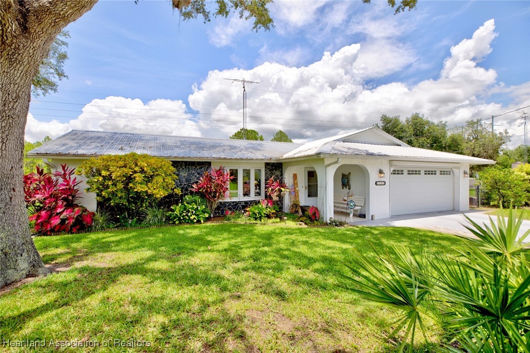 143 Tortoise Road Sebring, FL 33876 - Photo 3 of 38 Gallery Image 3
