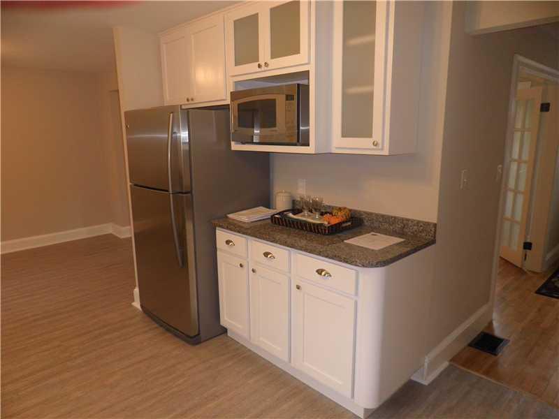 326 Middle Road Falmouth, ME 04105 - Photo 3 of 11 Kitchen.