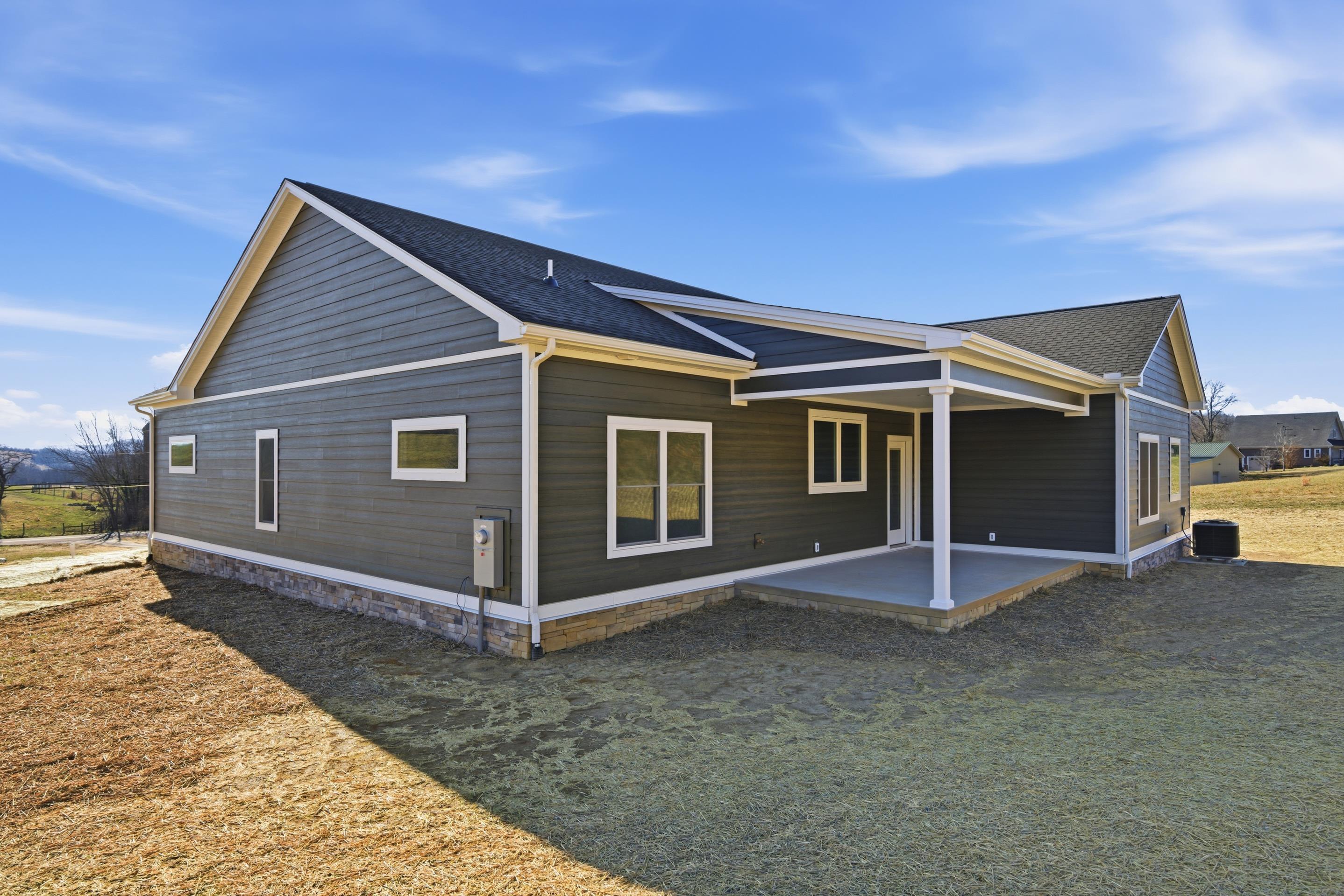 7811 Little River Dam Road Radford, VA 24141 - Photo 4 of 42 Gallery Image 4