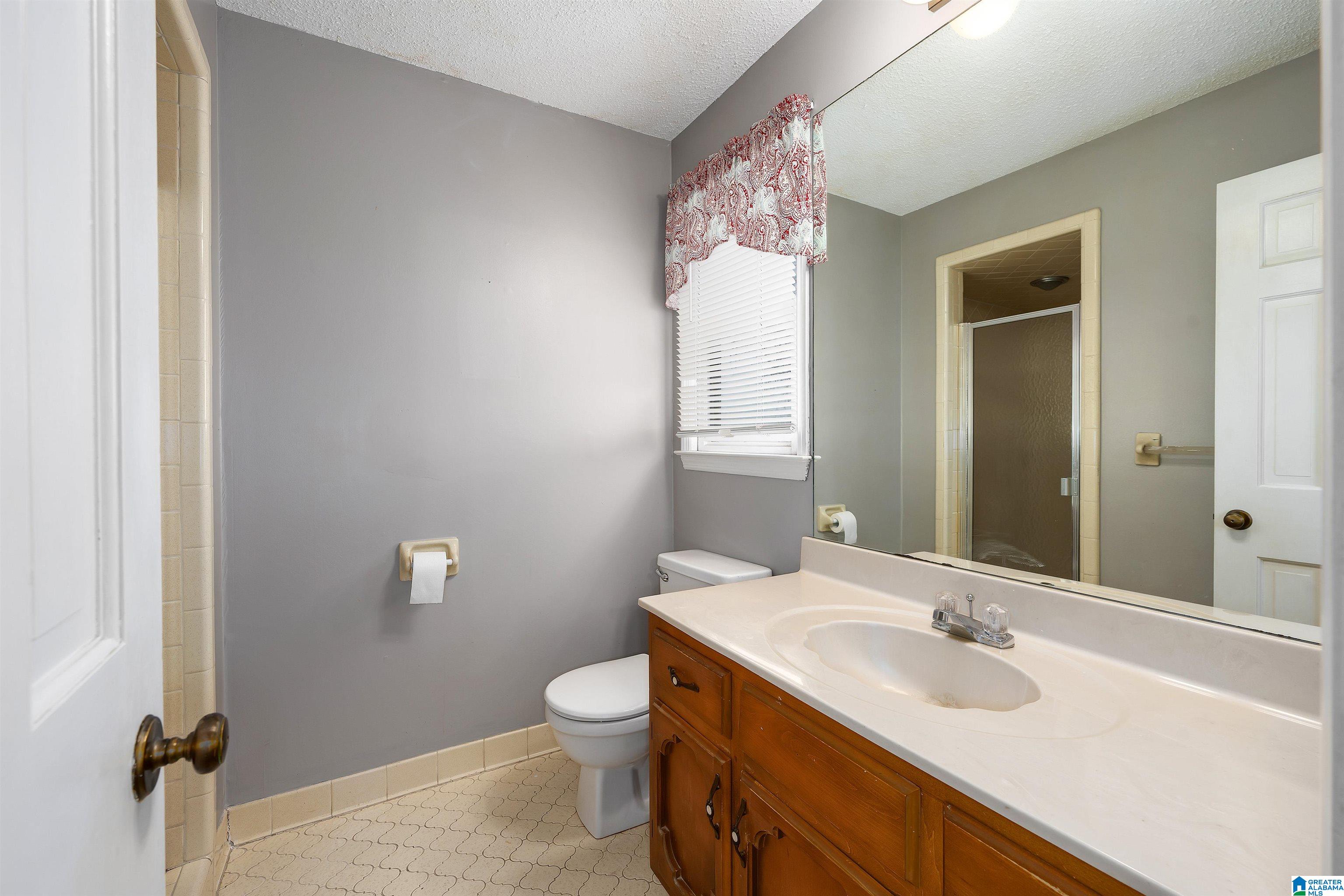 326 Shades Crest Road Bessemer, AL 35022 - Photo 25 of 48